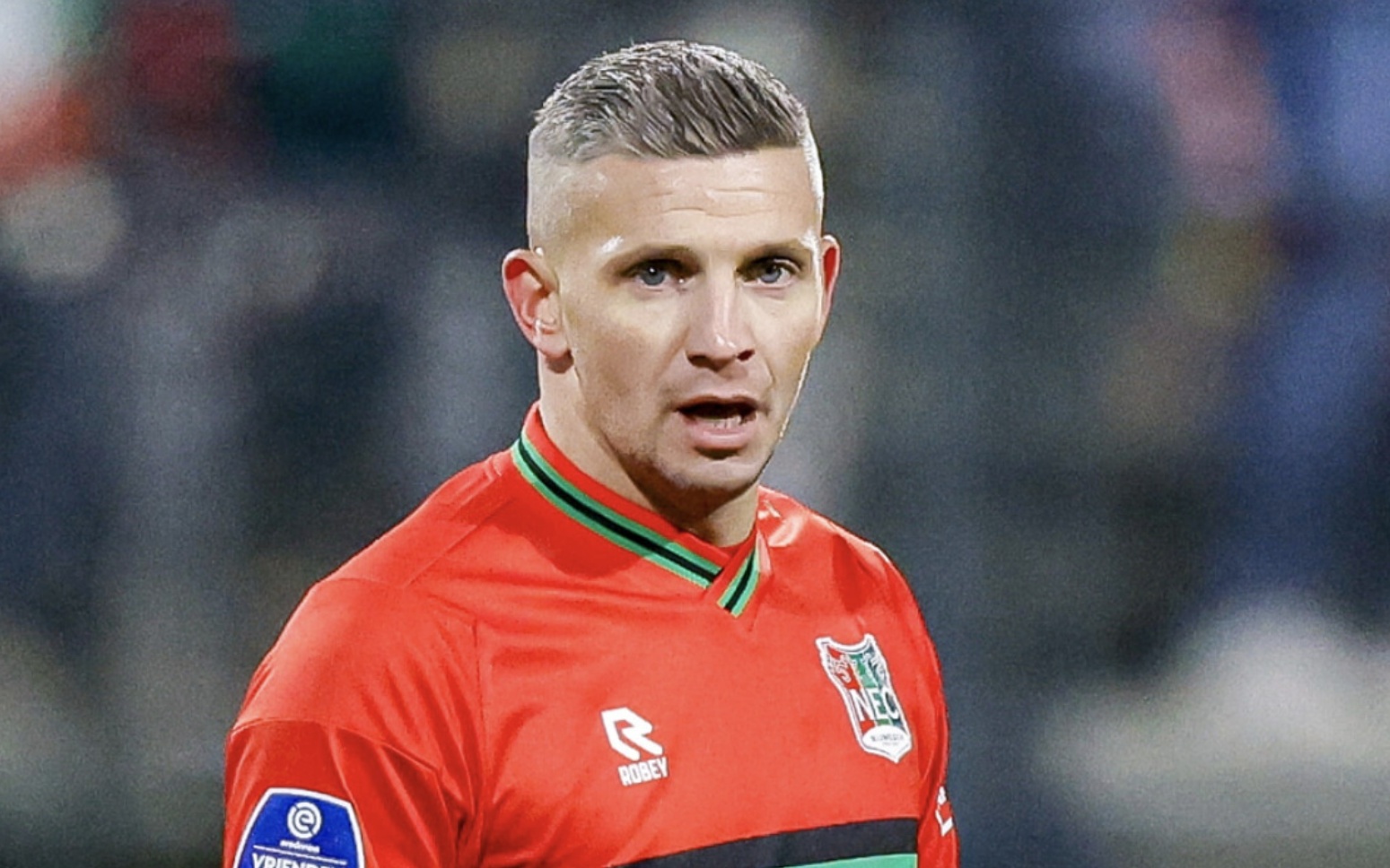 9月4日当 9月4日当